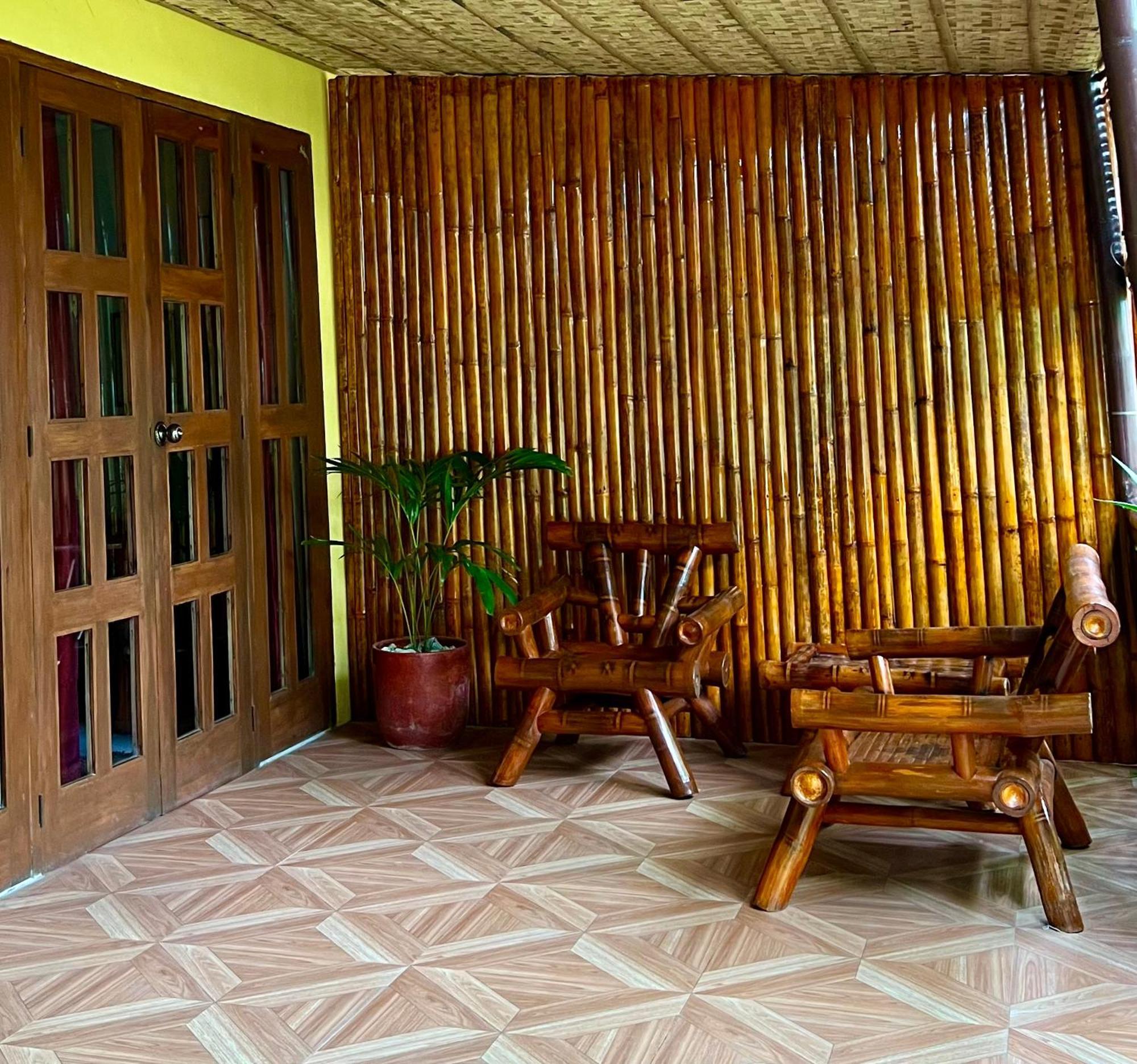 Treasure Beach Resort Carles المظهر الخارجي الصورة