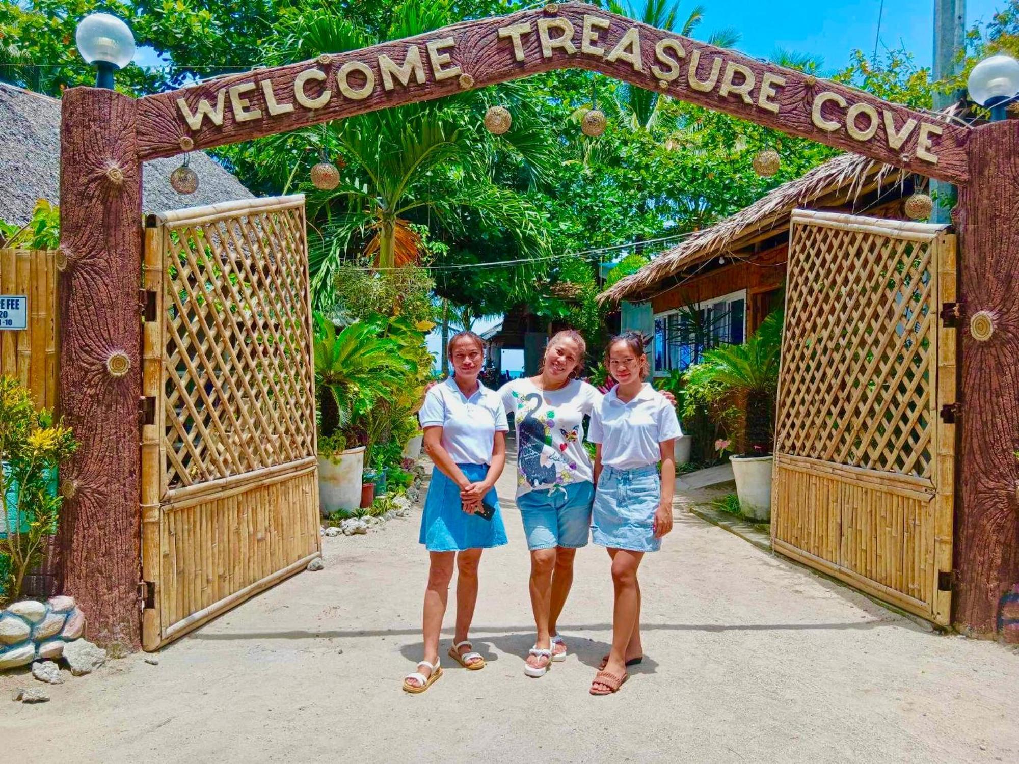 Treasure Beach Resort Carles المظهر الخارجي الصورة
