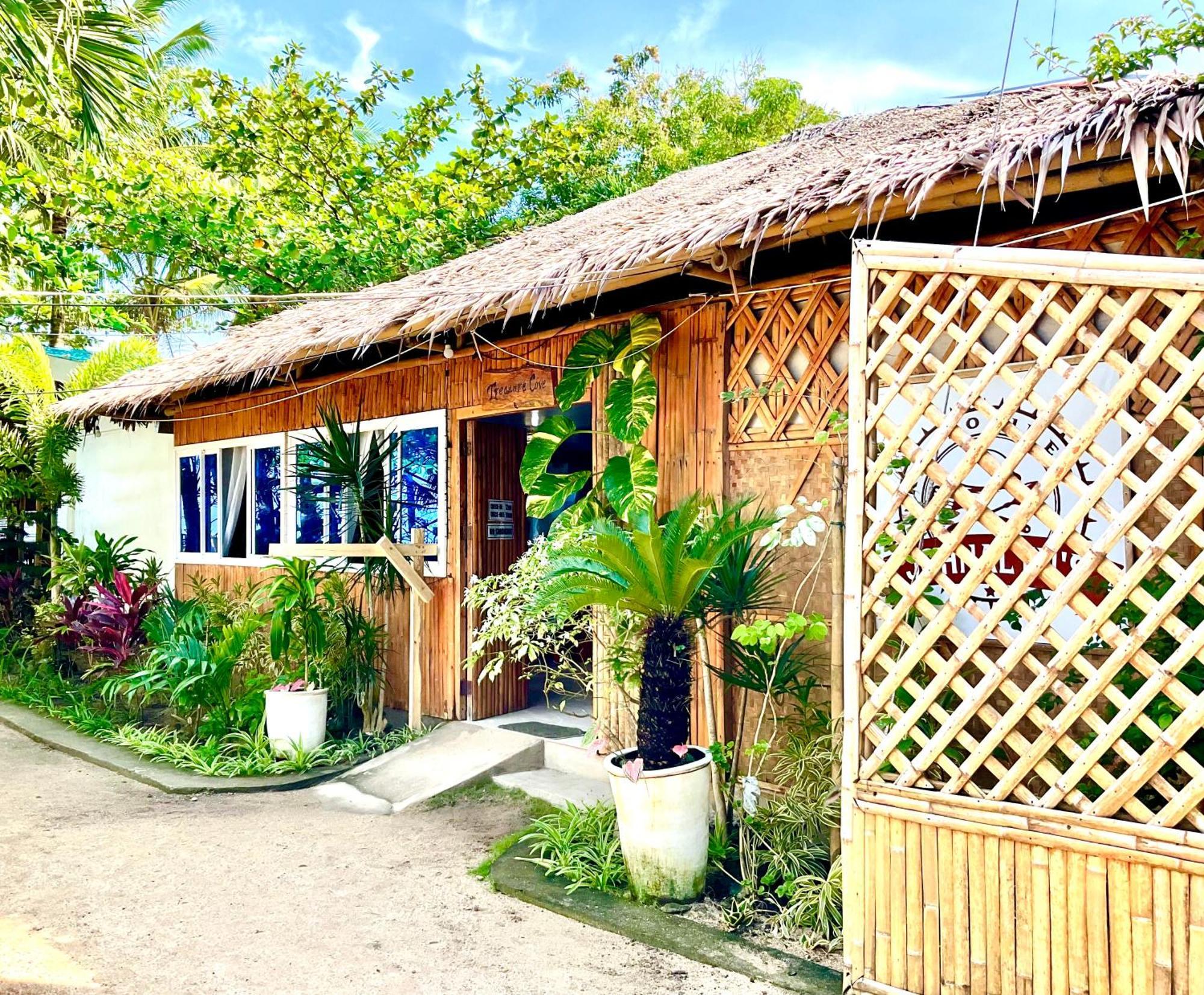 Treasure Beach Resort Carles المظهر الخارجي الصورة