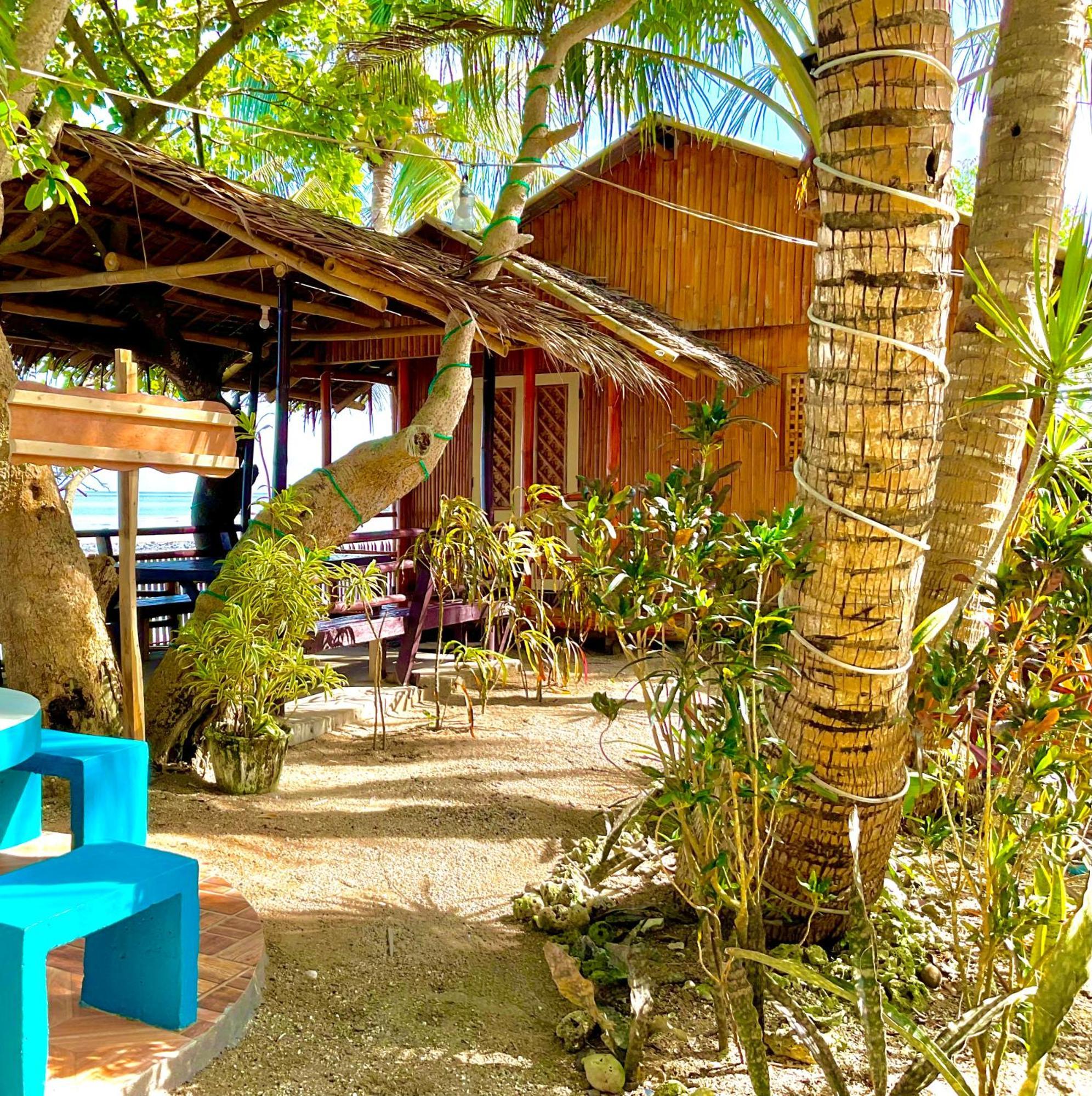 Treasure Beach Resort Carles المظهر الخارجي الصورة